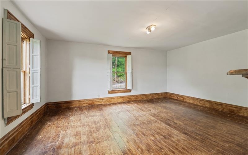 1002 Main Street, West Newton, 15089, 4 Bedrooms Bedrooms, ,2 BathroomsBathrooms,Residential,For Sale,Main Street,1700974