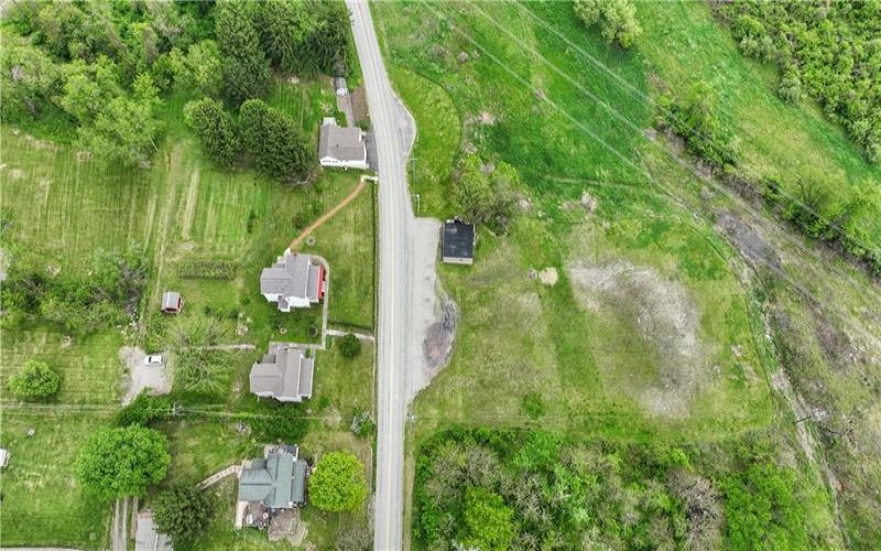 373 Searights Herbert Rd, Uniontown, 15401, 3 Bedrooms Bedrooms, 6 Rooms Rooms,2 BathroomsBathrooms,Residential,For Sale,Searights Herbert Rd,1701088