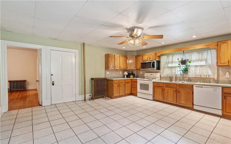 373 Searights Herbert Rd, Uniontown, 15401, 3 Bedrooms Bedrooms, 6 Rooms Rooms,2 BathroomsBathrooms,Residential,For Sale,Searights Herbert Rd,1701088