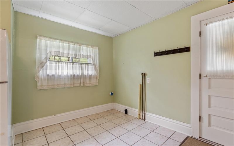 373 Searights Herbert Rd, Uniontown, 15401, 3 Bedrooms Bedrooms, 6 Rooms Rooms,2 BathroomsBathrooms,Residential,For Sale,Searights Herbert Rd,1701088
