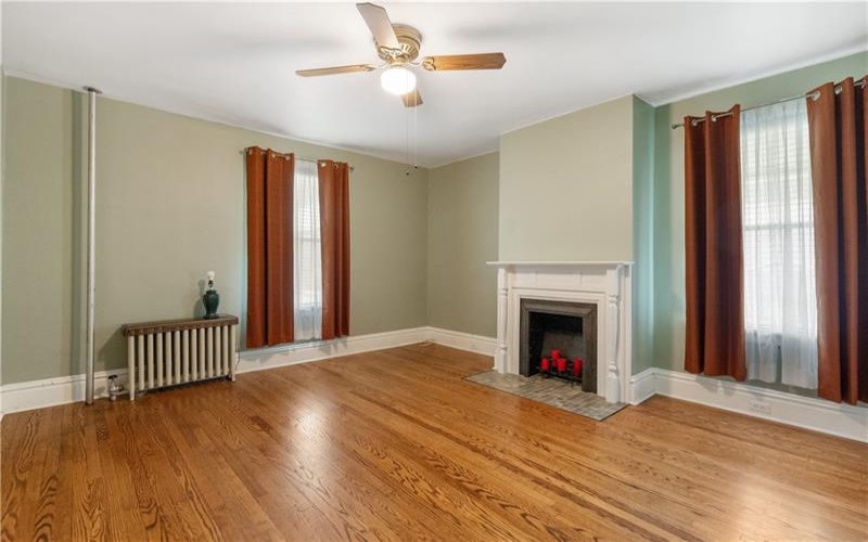 373 Searights Herbert Rd, Uniontown, 15401, 3 Bedrooms Bedrooms, 6 Rooms Rooms,2 BathroomsBathrooms,Residential,For Sale,Searights Herbert Rd,1701088