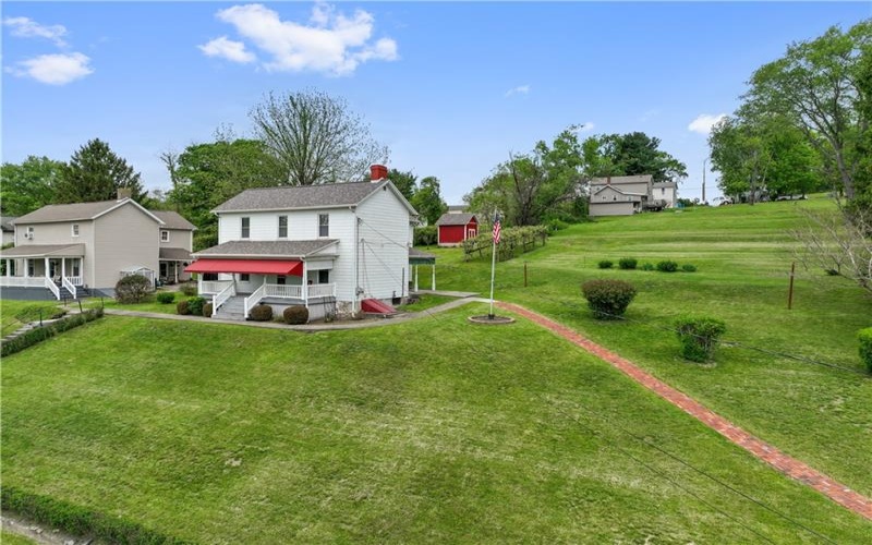 373 Searights Herbert Rd, Uniontown, 15401, 3 Bedrooms Bedrooms, 6 Rooms Rooms,2 BathroomsBathrooms,Residential,For Sale,Searights Herbert Rd,1701088