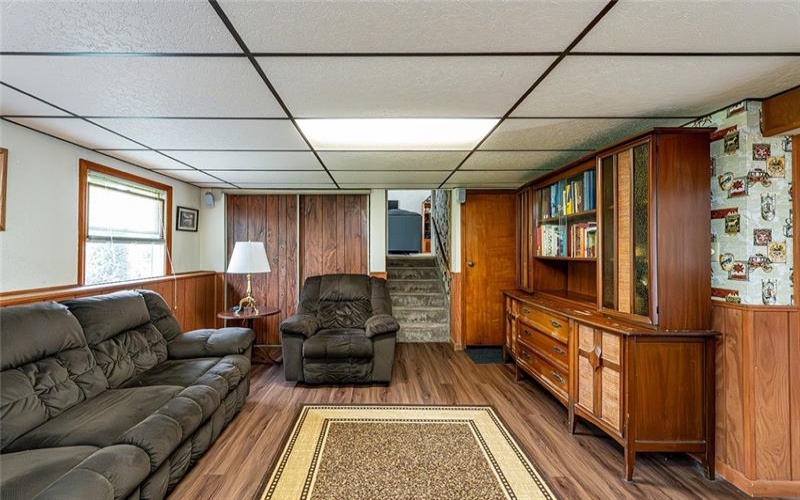 204 FOSTERVILLE, GREENSBURG, 15601, 3 Bedrooms Bedrooms, 10 Rooms Rooms,1.1 BathroomsBathrooms,Residential,For Sale,FOSTERVILLE,1701109
