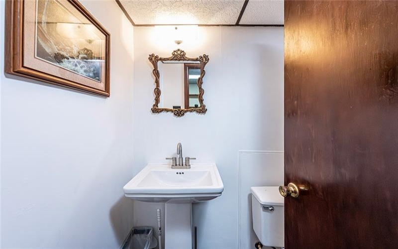 204 FOSTERVILLE, GREENSBURG, 15601, 3 Bedrooms Bedrooms, 10 Rooms Rooms,1.1 BathroomsBathrooms,Residential,For Sale,FOSTERVILLE,1701109