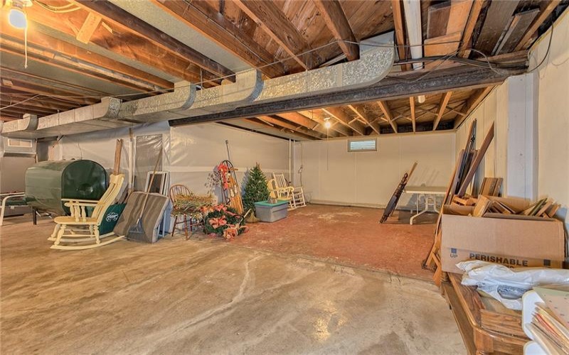 1035 Frye Road, Jeannette, 15644, 3 Bedrooms Bedrooms, 5 Rooms Rooms,1 BathroomBathrooms,Residential,For Sale,Frye Road,1701170