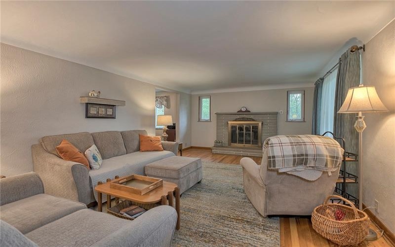 1035 Frye Road, Jeannette, 15644, 3 Bedrooms Bedrooms, 5 Rooms Rooms,1 BathroomBathrooms,Residential,For Sale,Frye Road,1701170