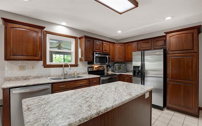 4204 Summervale Ct, Murrysville, 15668, 4 Bedrooms Bedrooms, ,2.1 BathroomsBathrooms,Residential,For Sale,Summervale Ct,1701228
