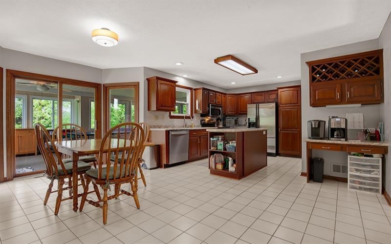 4204 Summervale Ct, Murrysville, 15668, 4 Bedrooms Bedrooms, ,2.1 BathroomsBathrooms,Residential,For Sale,Summervale Ct,1701228