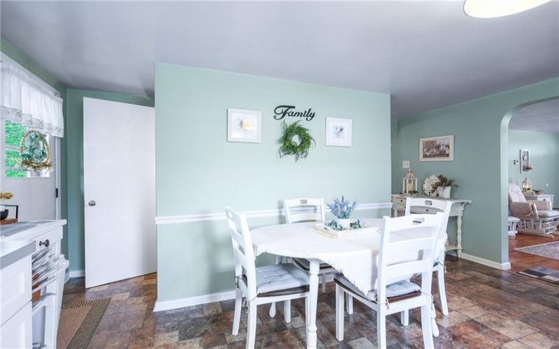 992 Cushon, 15902, 15902, 3 Bedrooms Bedrooms, 5 Rooms Rooms,1.1 BathroomsBathrooms,Residential,For Sale,Cushon,1701248