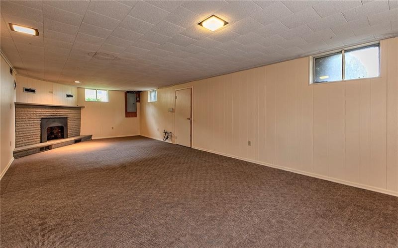 28 Monroe St, Latrobe, 15650, 3 Bedrooms Bedrooms, 8 Rooms Rooms,1 BathroomBathrooms,Residential,For Sale,Monroe St,1701311