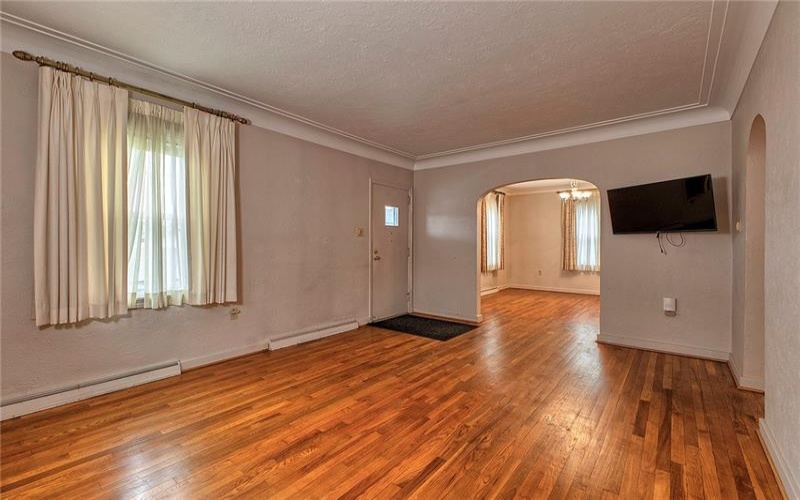 28 Monroe St, Latrobe, 15650, 3 Bedrooms Bedrooms, 8 Rooms Rooms,1 BathroomBathrooms,Residential,For Sale,Monroe St,1701311