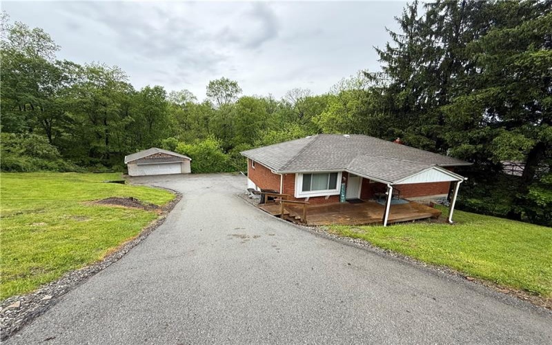 160 Skellytown Rd, Irwin, 15642, 3 Bedrooms Bedrooms, ,1 BathroomBathrooms,Residential,For Sale,Skellytown Rd,1701320