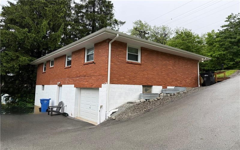 160 Skellytown Rd, Irwin, 15642, 3 Bedrooms Bedrooms, ,1 BathroomBathrooms,Residential,For Sale,Skellytown Rd,1701320