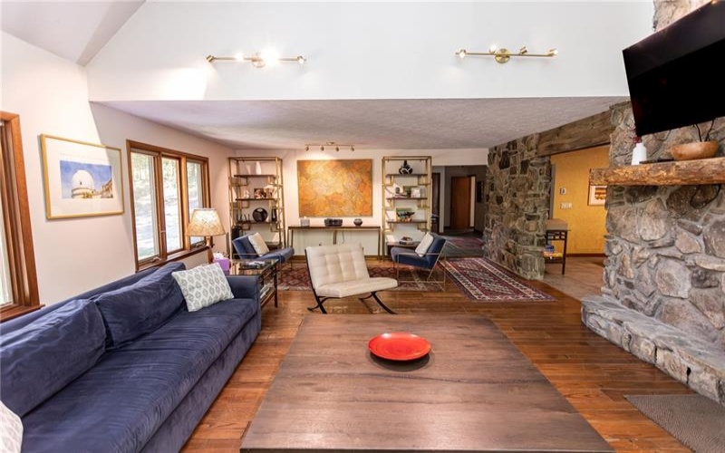255 Smith School Road, Farmington, 15437, 4 Bedrooms Bedrooms, ,3.1 BathroomsBathrooms,Residential,For Sale,Smith School Road,1720515