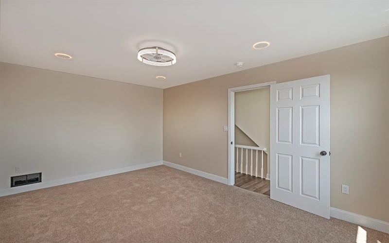 1741 Freeport Road, New Kensington, 15068, 4 Bedrooms Bedrooms, 7 Rooms Rooms,2.1 BathroomsBathrooms,Residential,For Sale,Freeport Road,1709895