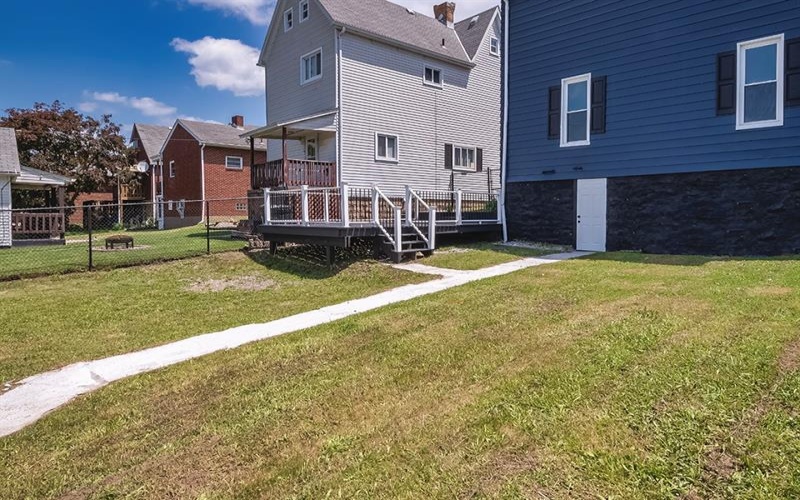 1741 Freeport Road, New Kensington, 15068, 4 Bedrooms Bedrooms, 7 Rooms Rooms,2.1 BathroomsBathrooms,Residential,For Sale,Freeport Road,1709895