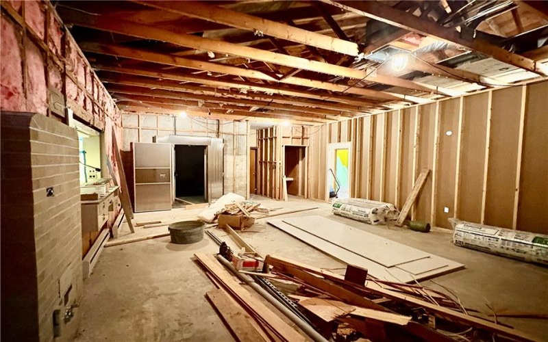 2937 New Centerville Rd, Rockwood, 15557, ,Commercial-industrial-business,For Sale,New Centerville Rd,1709941