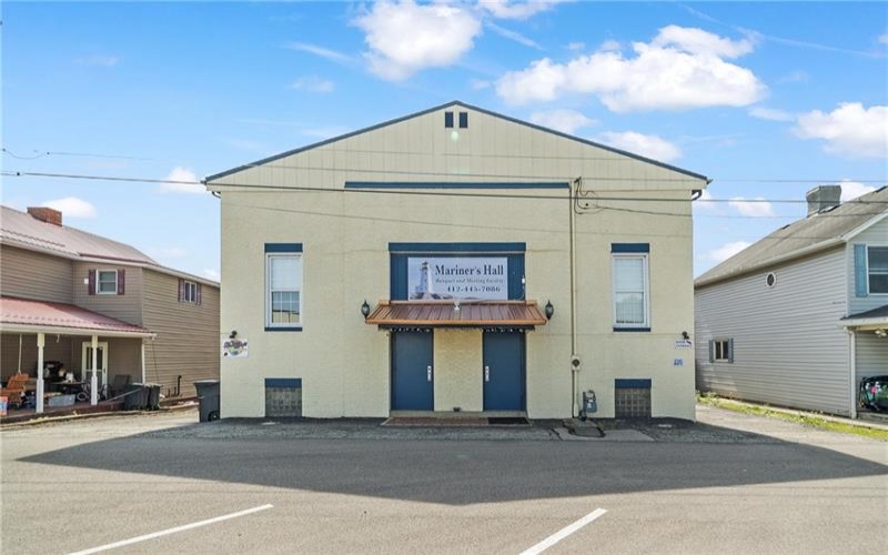 13 Wharf St, Dunlevy, 15432, ,Commercial-industrial-business,For Sale,Wharf St,1710017