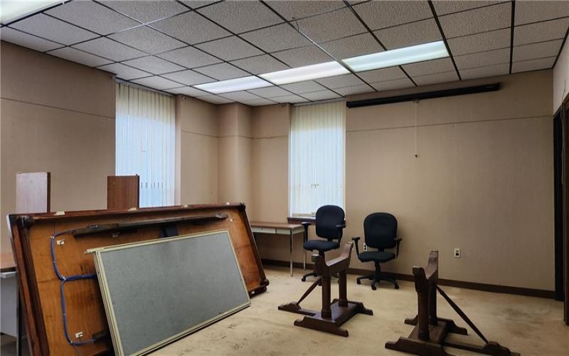 132 Lincoln Avenue, Vandergrift, 15690, ,Commercial-industrial-business,For Sale,Lincoln Avenue,1710447