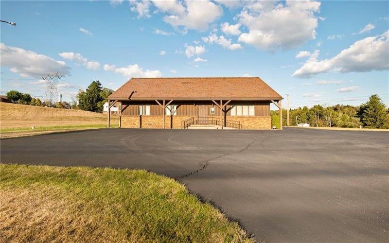 2750 William Penn Avenue, Johnstown, 15909, ,Commercial-industrial-business,For Sale,William Penn Avenue,1720970
