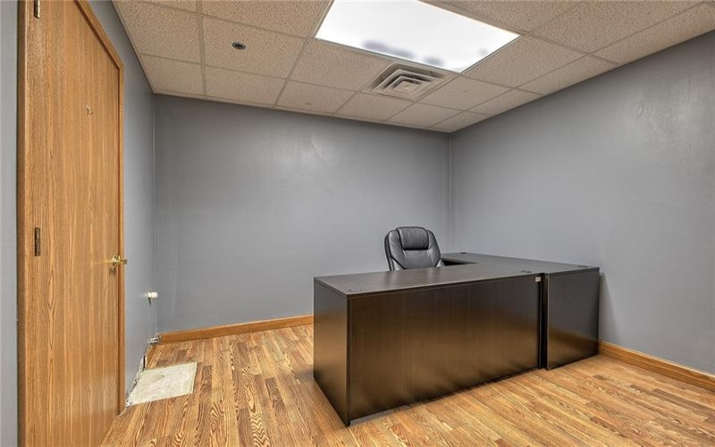 911 Ligonier Street, Suite 205, Latrobe, 15650, ,Commercial-industrial-business,For Sale,Ligonier Street, Suite 205,1710523