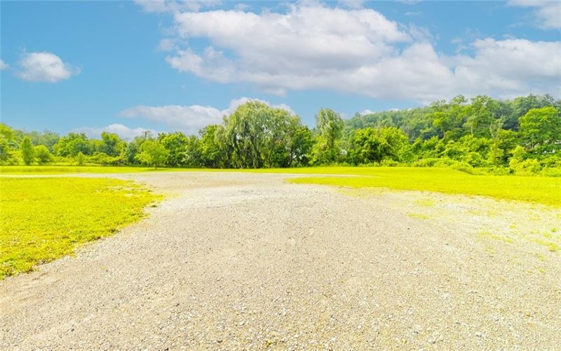 55-57 Mark Drive, Delmont, 15626, ,Commercial-industrial-business,For Sale,Mark Drive,1710614