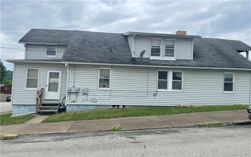 36 Lincoln Ave, Irwin, 15642, 1 Bedroom Bedrooms, ,1 BathroomBathrooms,Lease,For Rent,Lincoln Ave,1710640