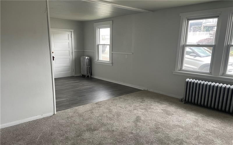 36 Lincoln Ave, Irwin, 15642, 1 Bedroom Bedrooms, ,1 BathroomBathrooms,Lease,For Rent,Lincoln Ave,1710640