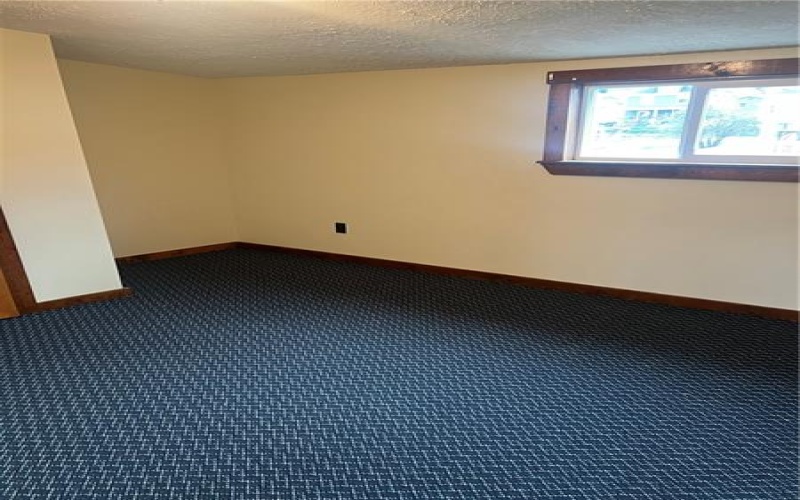 400 Olive Ave, North Charleroi, 15022, 3 Bedrooms Bedrooms, 7 Rooms Rooms,1 BathroomBathrooms,Residential,For Sale,Olive Ave,1721211