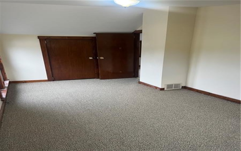 400 Olive Ave, North Charleroi, 15022, 3 Bedrooms Bedrooms, 7 Rooms Rooms,1 BathroomBathrooms,Residential,For Sale,Olive Ave,1721211
