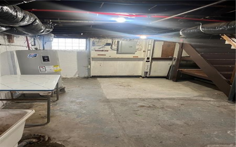 400 Olive Ave, North Charleroi, 15022, 3 Bedrooms Bedrooms, 7 Rooms Rooms,1 BathroomBathrooms,Residential,For Sale,Olive Ave,1721211