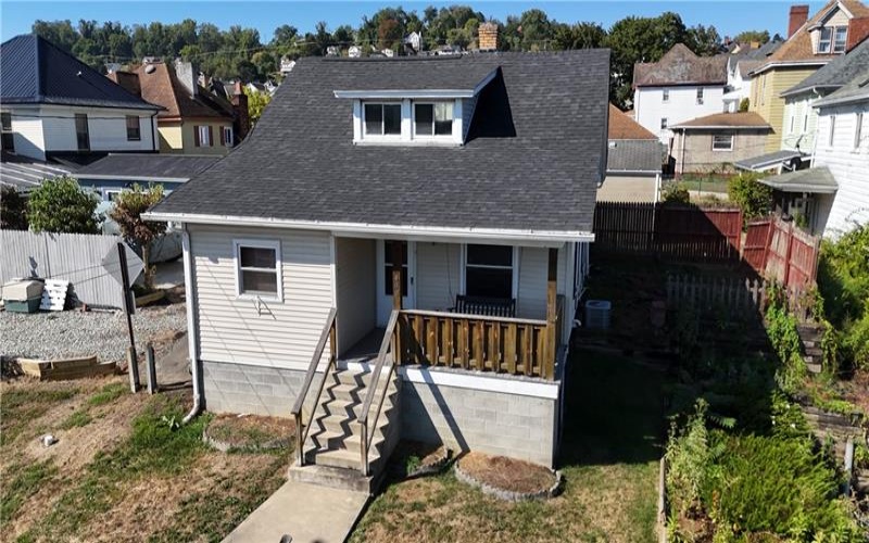 400 Olive Ave, North Charleroi, 15022, 3 Bedrooms Bedrooms, 7 Rooms Rooms,1 BathroomBathrooms,Residential,For Sale,Olive Ave,1721211