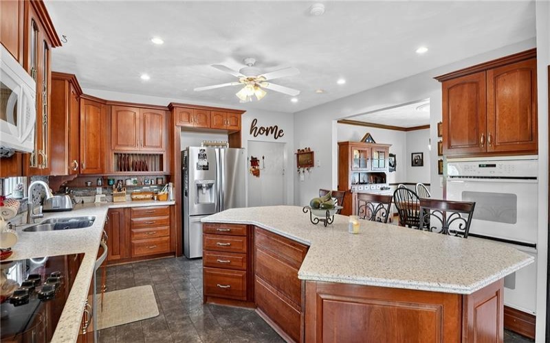 17 Mulberry Ct, Coal Center, 15423, 4 Bedrooms Bedrooms, 8 Rooms Rooms,2.1 BathroomsBathrooms,Residential,For Sale,Mulberry Ct,1721214