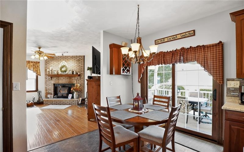 17 Mulberry Ct, Coal Center, 15423, 4 Bedrooms Bedrooms, 8 Rooms Rooms,2.1 BathroomsBathrooms,Residential,For Sale,Mulberry Ct,1721214