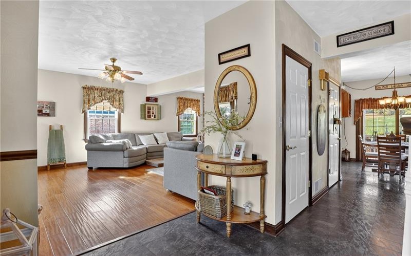 17 Mulberry Ct, Coal Center, 15423, 4 Bedrooms Bedrooms, 8 Rooms Rooms,2.1 BathroomsBathrooms,Residential,For Sale,Mulberry Ct,1721214