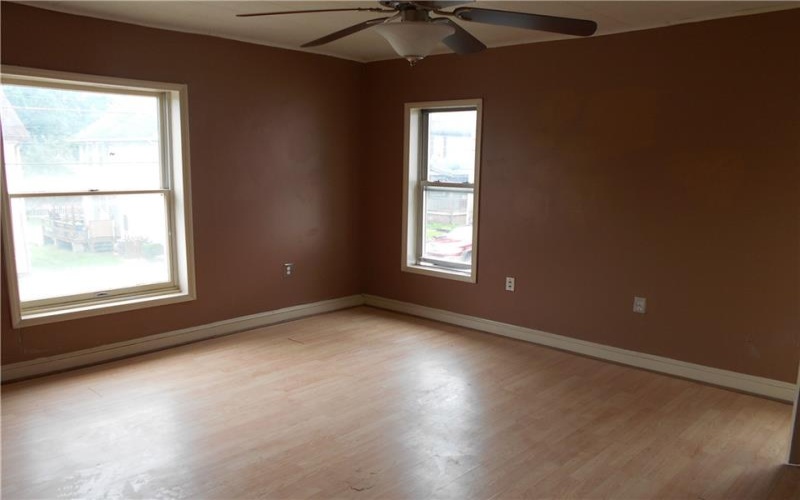 321 4th St, Derry, 15627, 4 Bedrooms Bedrooms, 9 Rooms Rooms,1.1 BathroomsBathrooms,Residential,For Sale,4th St,1710878