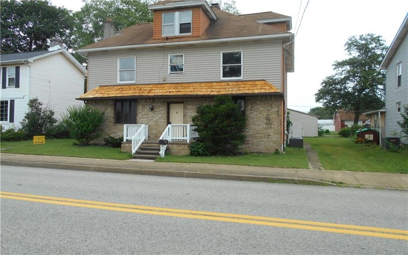 321 4th St, Derry, 15627, 4 Bedrooms Bedrooms, 9 Rooms Rooms,1.1 BathroomsBathrooms,Residential,For Sale,4th St,1710878