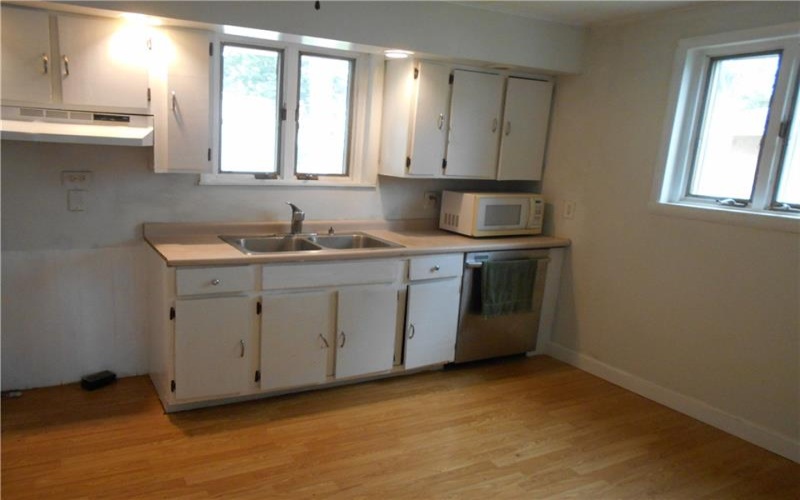 321 4th St, Derry, 15627, 4 Bedrooms Bedrooms, 9 Rooms Rooms,1.1 BathroomsBathrooms,Residential,For Sale,4th St,1710878