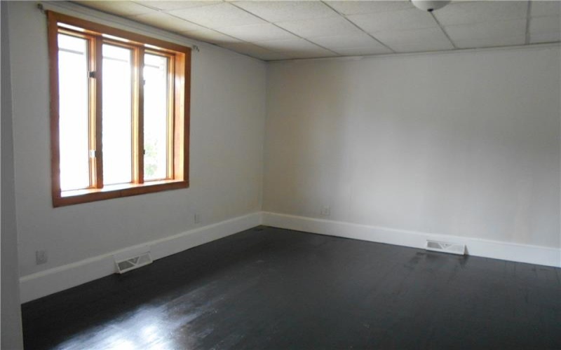 321 4th St, Derry, 15627, 4 Bedrooms Bedrooms, 9 Rooms Rooms,1.1 BathroomsBathrooms,Residential,For Sale,4th St,1710878