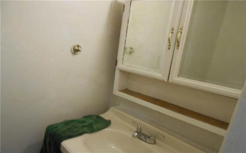 321 4th St, Derry, 15627, 4 Bedrooms Bedrooms, 9 Rooms Rooms,1.1 BathroomsBathrooms,Residential,For Sale,4th St,1710878