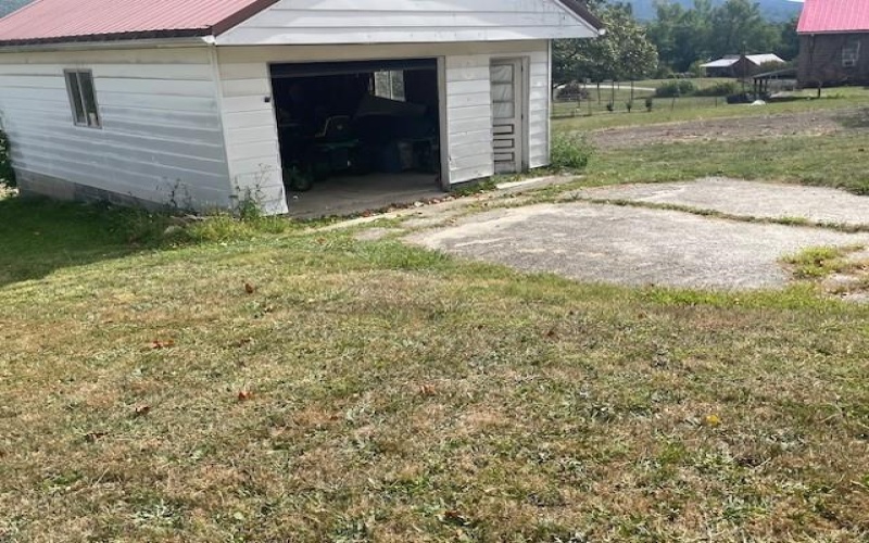 2140 SPRINGHILL FURNACE ROAD, Smithfield, 15478, ,Farm-acreage-lot,For Sale,Garage,SPRINGHILL FURNACE ROAD,1721303