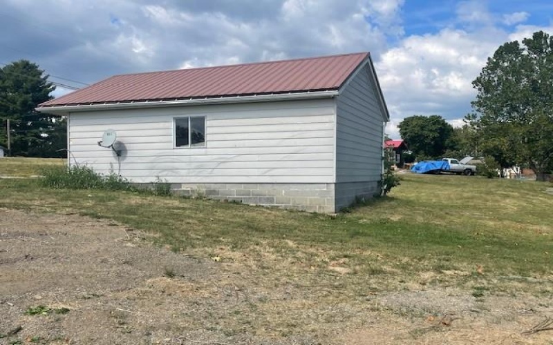 2140 SPRINGHILL FURNACE ROAD, Smithfield, 15478, ,Farm-acreage-lot,For Sale,Garage,SPRINGHILL FURNACE ROAD,1721303