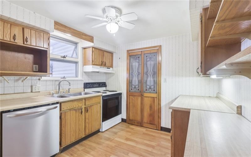357 Keystone Dr, New Kensington, 15068, 4 Bedrooms Bedrooms, ,2 BathroomsBathrooms,Residential,For Sale,Keystone Dr,1711087