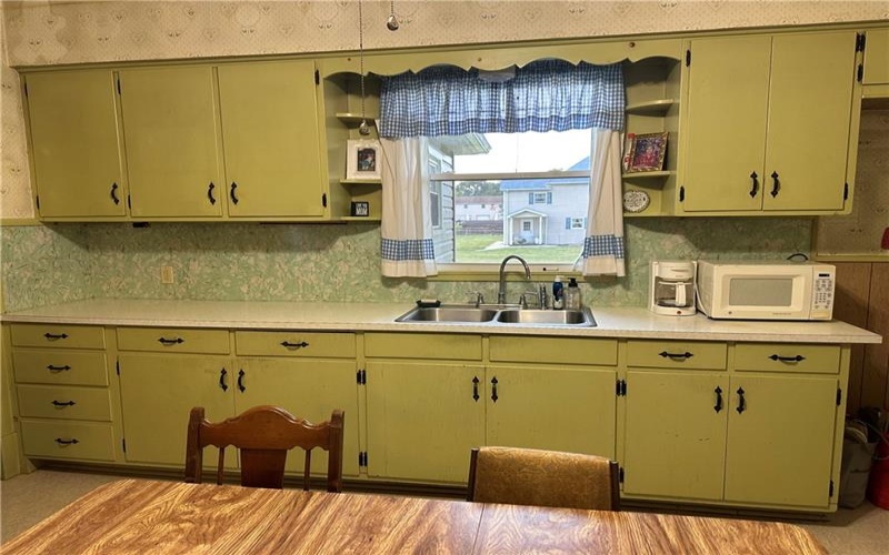 626 Sterner St, Confluence, 15424, 3 Bedrooms Bedrooms, ,2 BathroomsBathrooms,Residential,For Sale,Sterner St,1721387