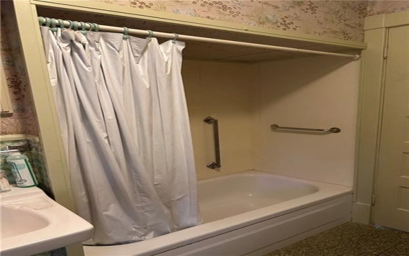 626 Sterner St, Confluence, 15424, 3 Bedrooms Bedrooms, ,2 BathroomsBathrooms,Residential,For Sale,Sterner St,1721387