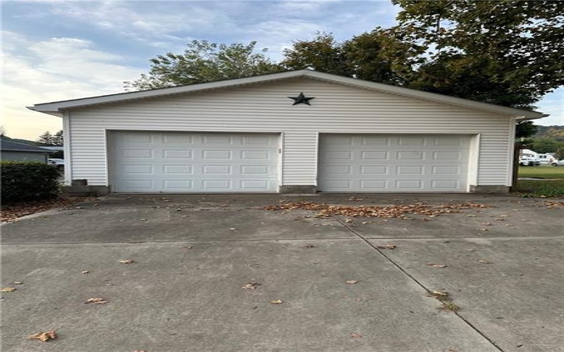 626 Sterner St, Confluence, 15424, 3 Bedrooms Bedrooms, ,2 BathroomsBathrooms,Residential,For Sale,Sterner St,1721387