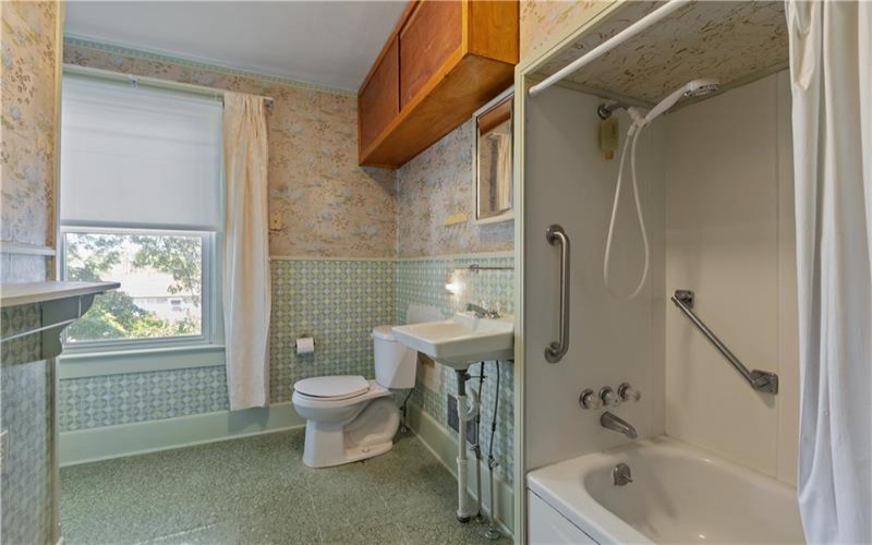 626 Sterner St, Confluence, 15424, 3 Bedrooms Bedrooms, ,2 BathroomsBathrooms,Residential,For Sale,Sterner St,1721387