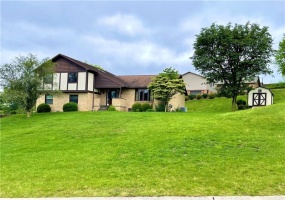 291 Annuity Dr, Washington, 15301, 4 Bedrooms Bedrooms, 11 Rooms Rooms,2.1 BathroomsBathrooms,Residential,For Sale,Annuity Dr,1721432