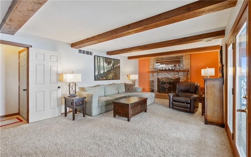 291 Annuity Dr, Washington, 15301, 4 Bedrooms Bedrooms, 11 Rooms Rooms,2.1 BathroomsBathrooms,Residential,For Sale,Annuity Dr,1721432