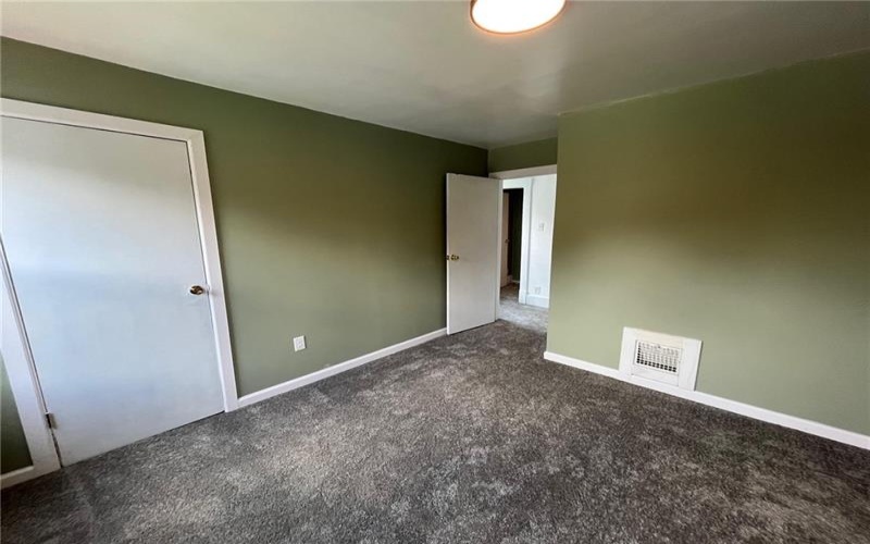 702 Sellers Avenue, Jeannette, 15644, 2 Bedrooms Bedrooms, 7 Rooms Rooms,1.1 BathroomsBathrooms,Residential,For Sale,Sellers Avenue,1711337